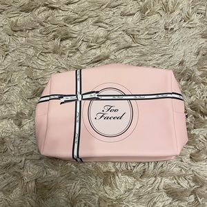 NWOT- TOO FACED MAKEUP TRAVEL POUCH
